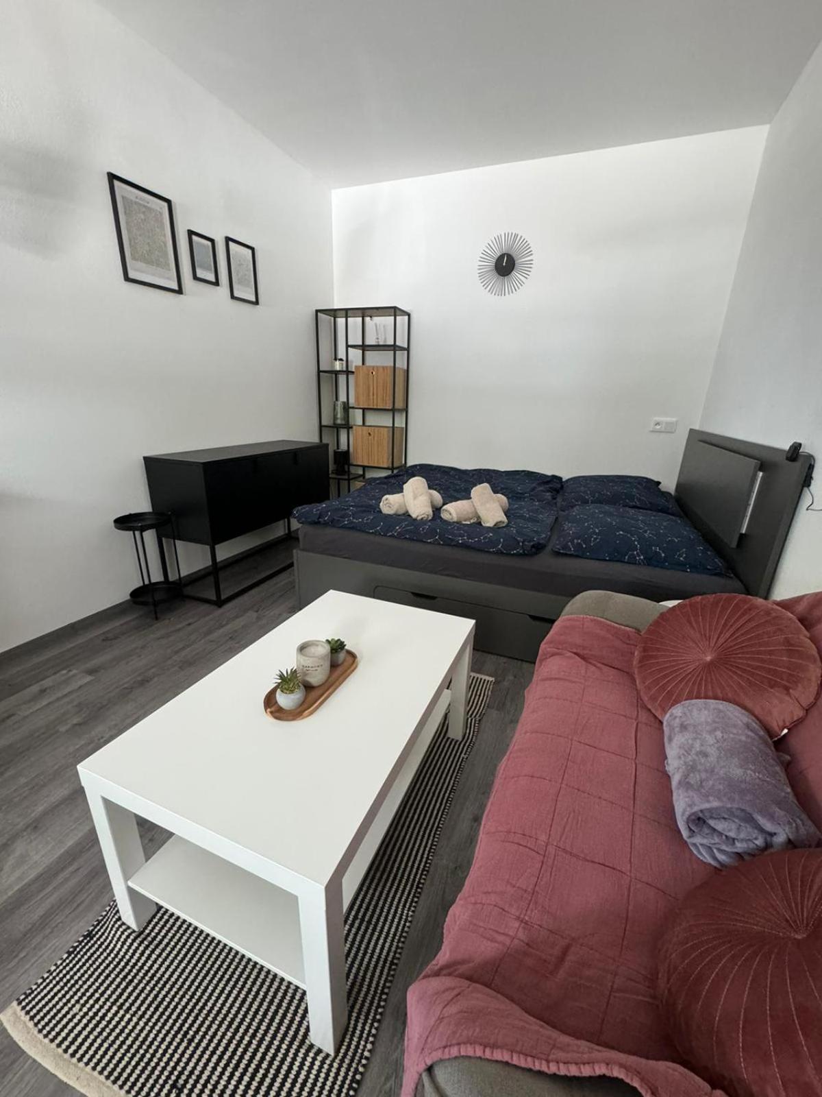 Hobiti Apartman - Sam Rathschlag エクステリア 写真