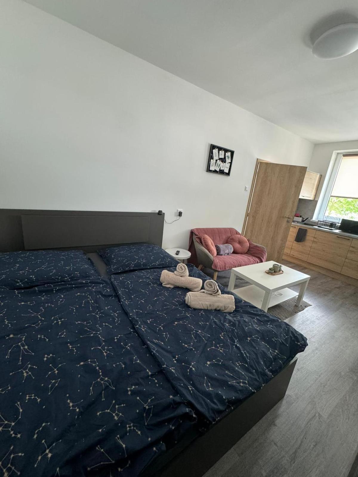 Hobiti Apartman - Sam Rathschlag エクステリア 写真